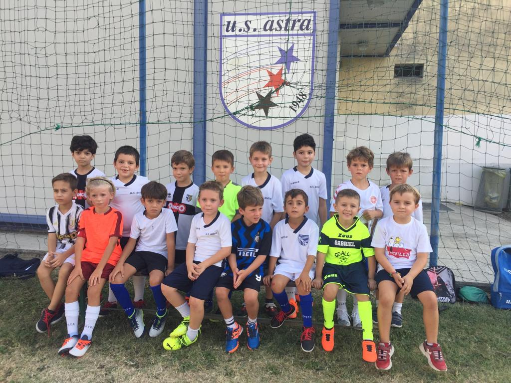 E’ iniziata la scuola calcio!!!! Giocare per diventare grandi!!!!