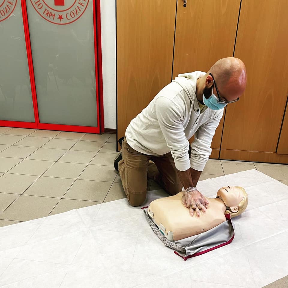 Rinnoviamo l’abilitazione all’uso del defibrillatore per la sicurezza di tutti